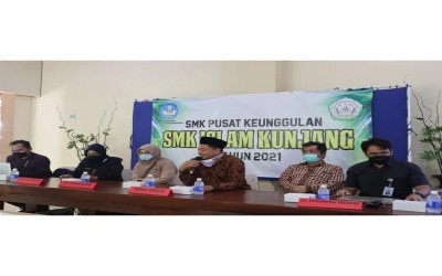 SMK ISLAM KUNJANG dalam menuju Pusat Keunggulan (SMK PK)